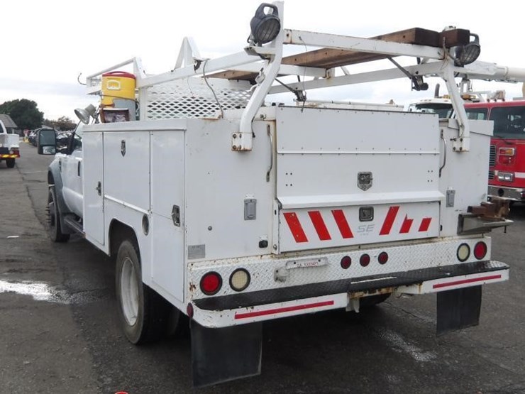 2010-ford-f450-image-4