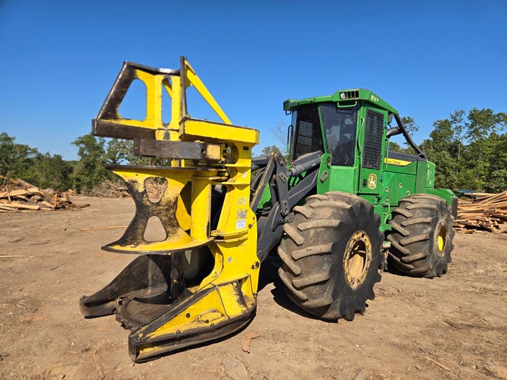 2019-john-deere-6-image-2