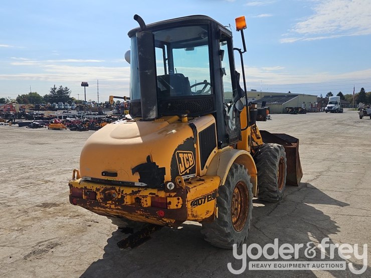 jcb-407b-image-6