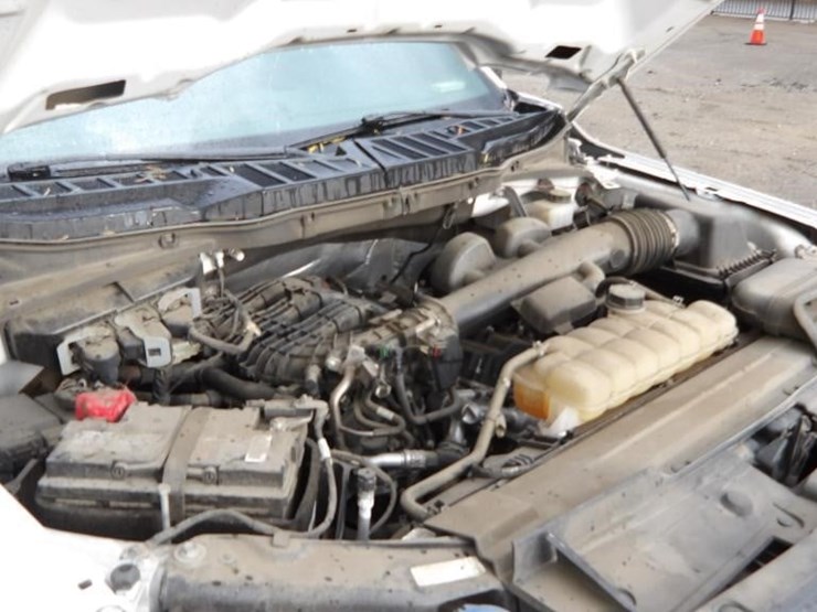2021-ford-f150-image-8