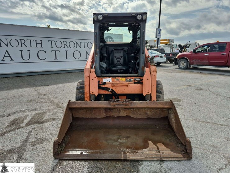 2018-kubota-ssv65-image-2