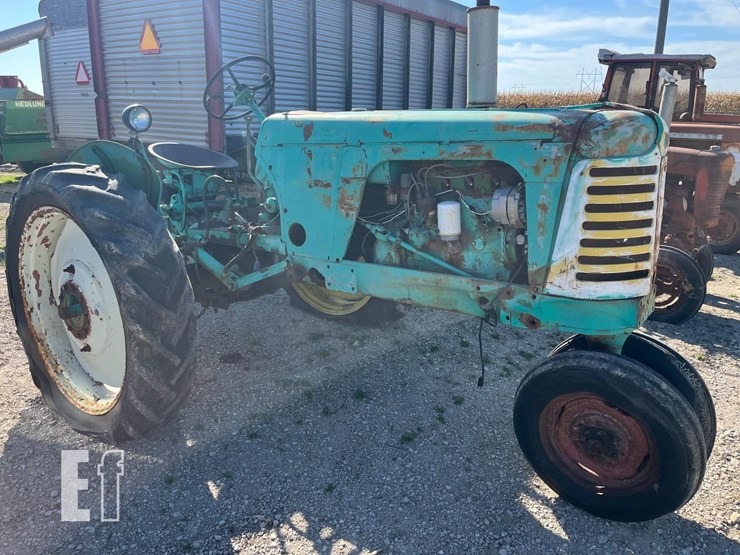 1955-oliver-tractor-8223-image-5