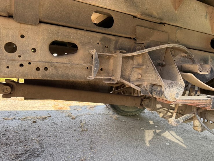 2004-ford-f450-image-25