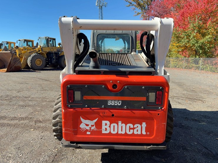 2016-bobcat-s850-image-4