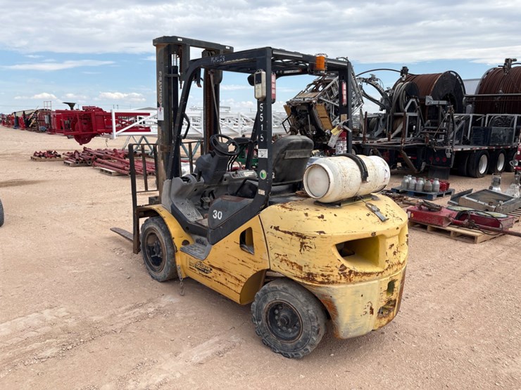 komatsu-fg30ht-16-image-3