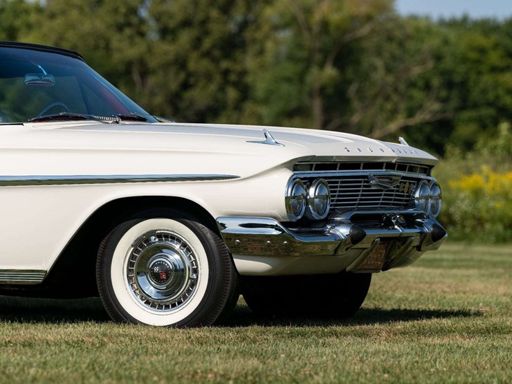 1961-chevrolet-impala-convertible-unrestored-original-image-6
