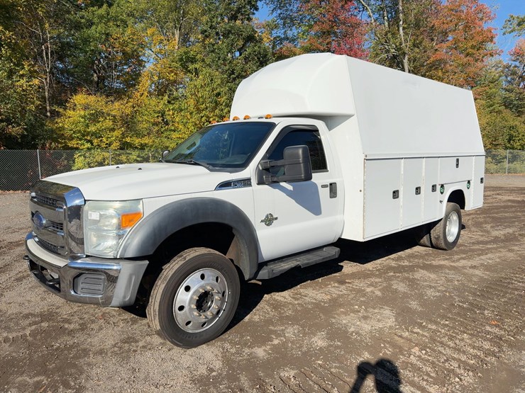 2015-ford-f450-xlt-image-1
