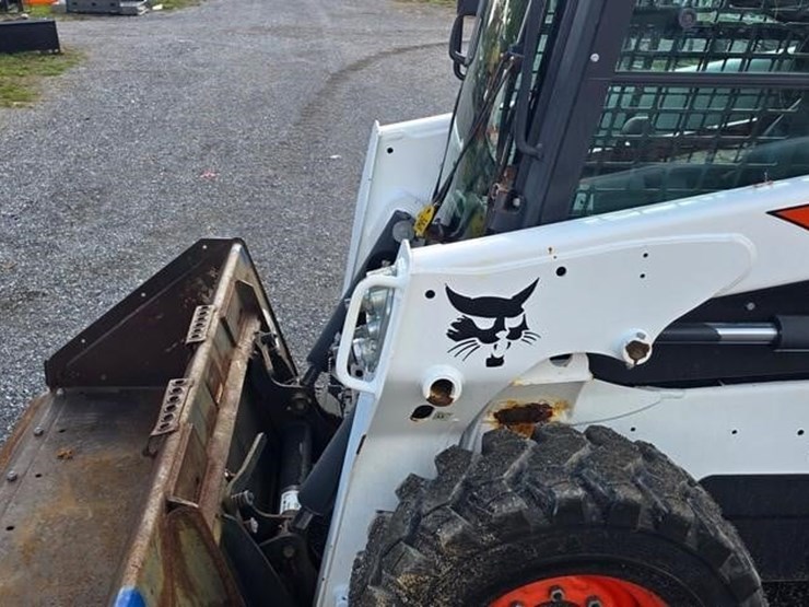 2018-bobcat-s550-image-30