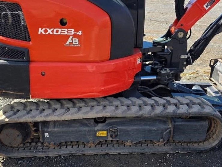 2025-kubota-kx033-4-image-24