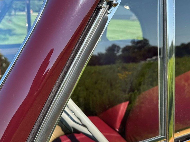 1947-ford-super-deluxe-sportsman-image-127