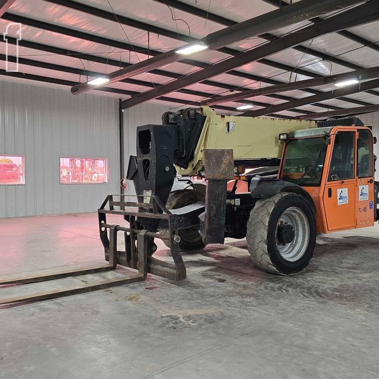2014 JLG G12-55A