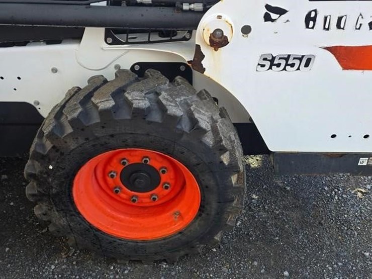 2018-bobcat-s550-image-23