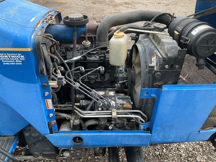 new-holland-t1520-image-22