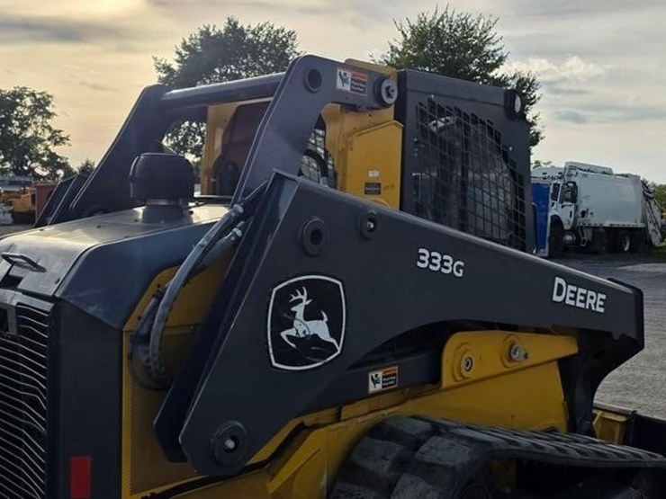 2022-deere-333g-image-19