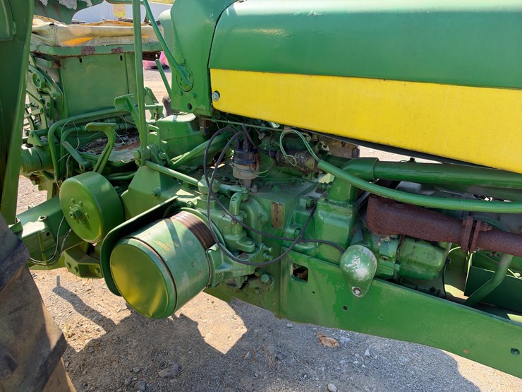 john-deere-530-image-11
