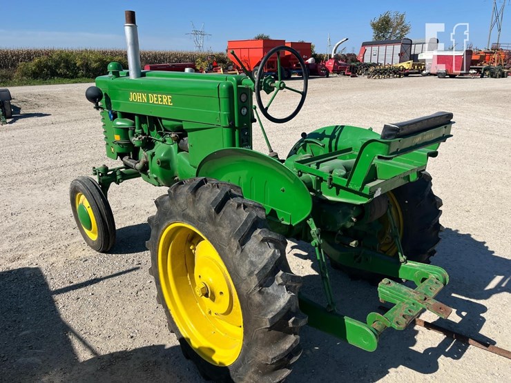 john-deere-m-image-2