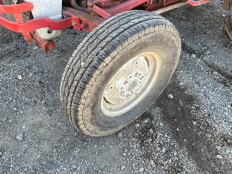 ford-600-image-12