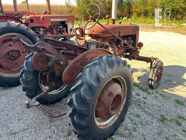 international-tractor-8225-image-5