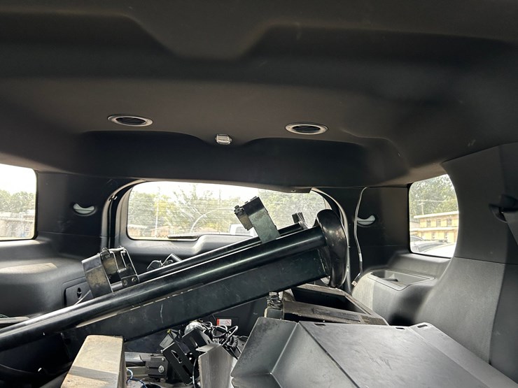 2018-ford-explorer-image-17