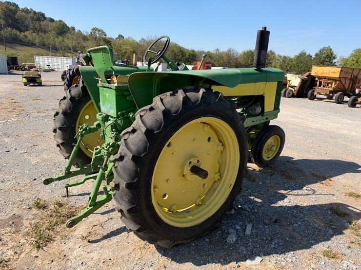 john-deere-530-image-4