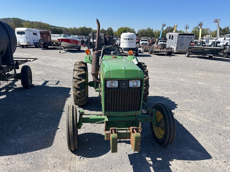 john-deere-850-image-2