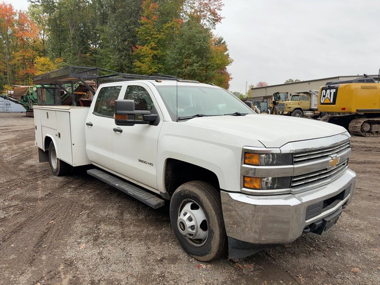 2017-chevrolet-silverado-3500hd-image-7