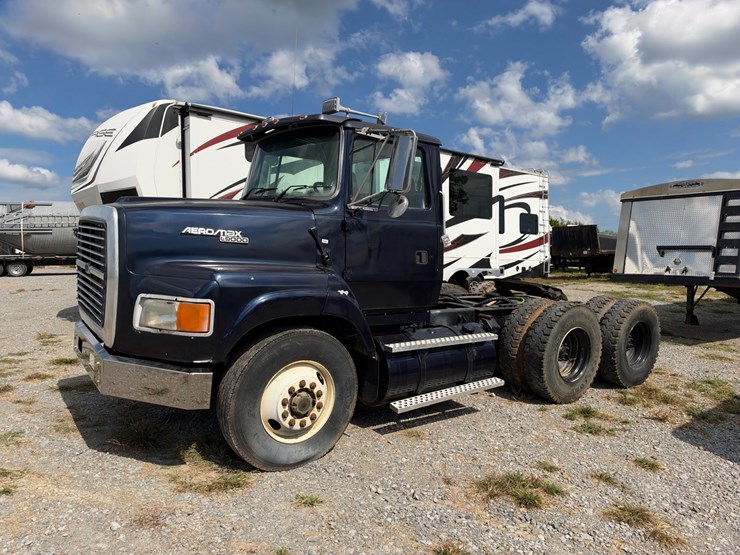 1996-ford-l9000-image-1