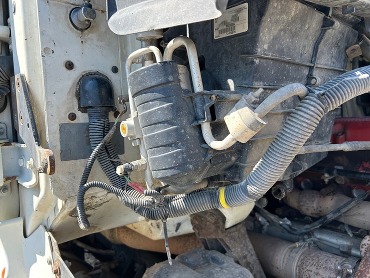 2011-international-prostar-image-61