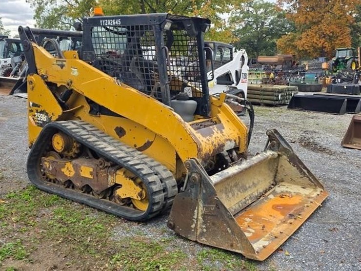 2012-caterpillar-259b3-image-1