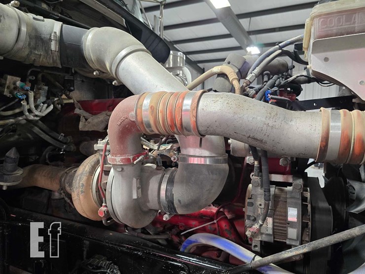 2009-kenworth-t800-image-33