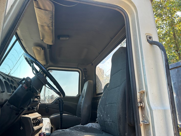 #10581-•-2006-mack-cxn613-daycab-s/a-truck-tractor-1m1ak06y36n008620-inv#10581-image-40