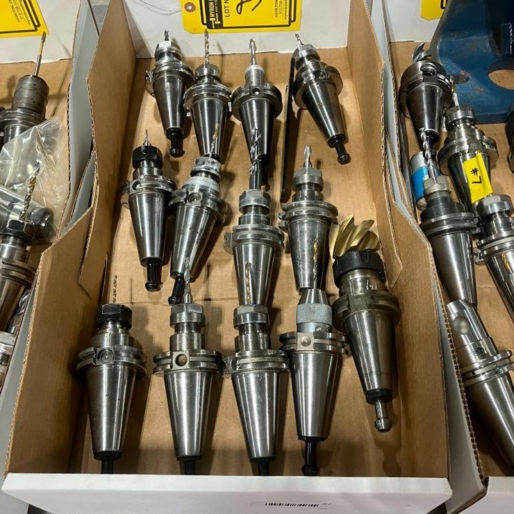 (13X) CAT 40 TAPER TOOL HOLDERS