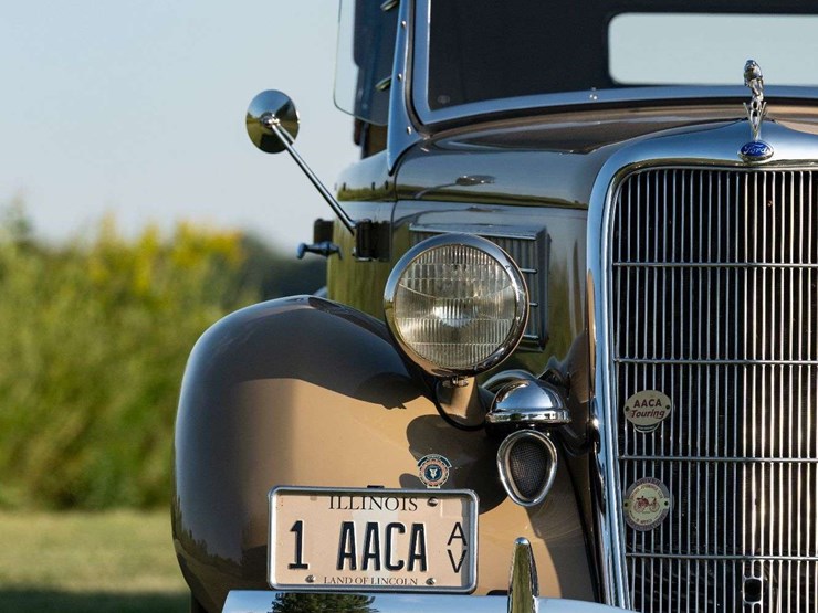 1935-ford-deluxe-phaeton-image-28