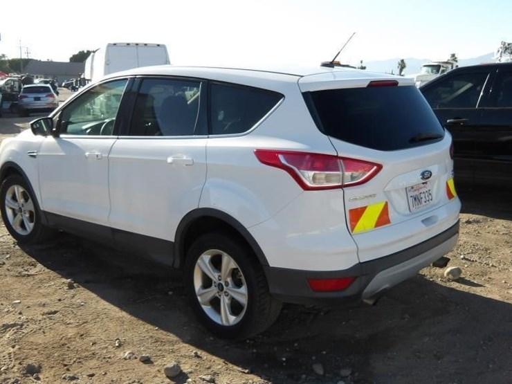 2015-ford-escape-image-4