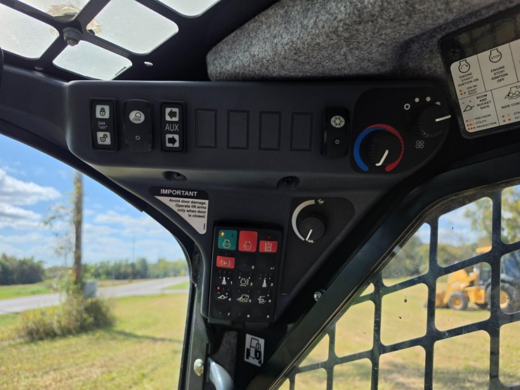 deere-333g-image-35
