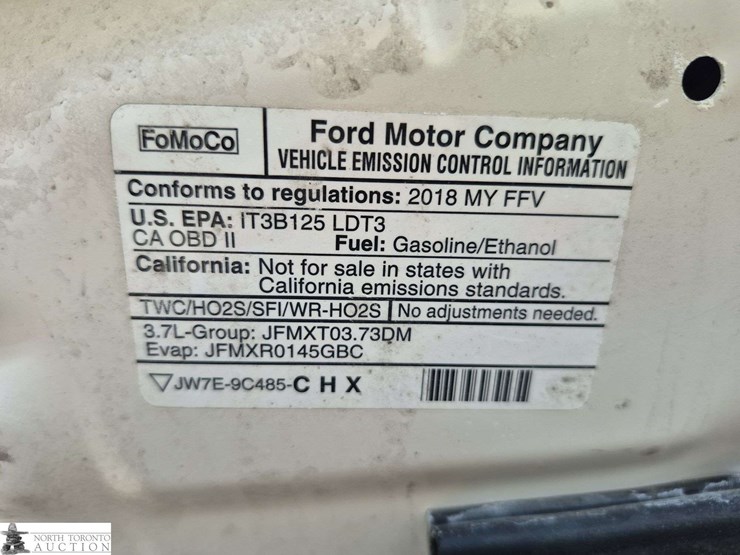 2018-ford-explorer-image-17