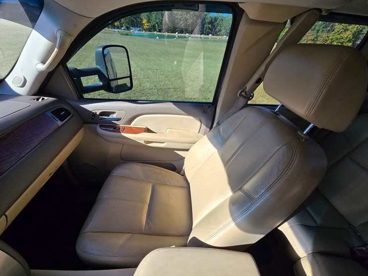 2008-gmc-sierra-2500hd-image-35