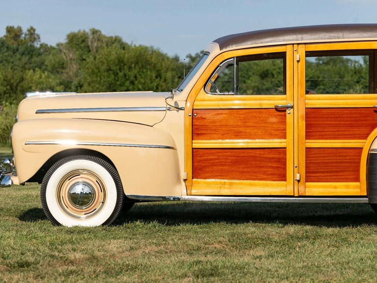1947-ford-super-deluxe-woody-wagon-image-108