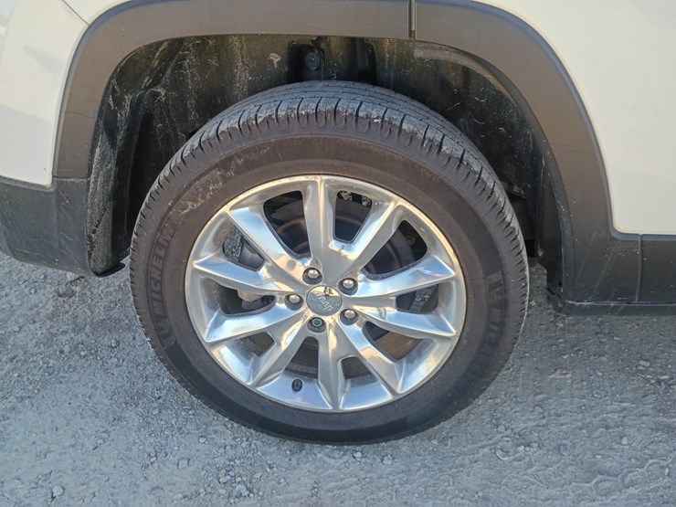 2014-jeep-cherokee-image-80