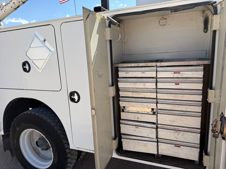 2010-international-durastar-4400-image-18
