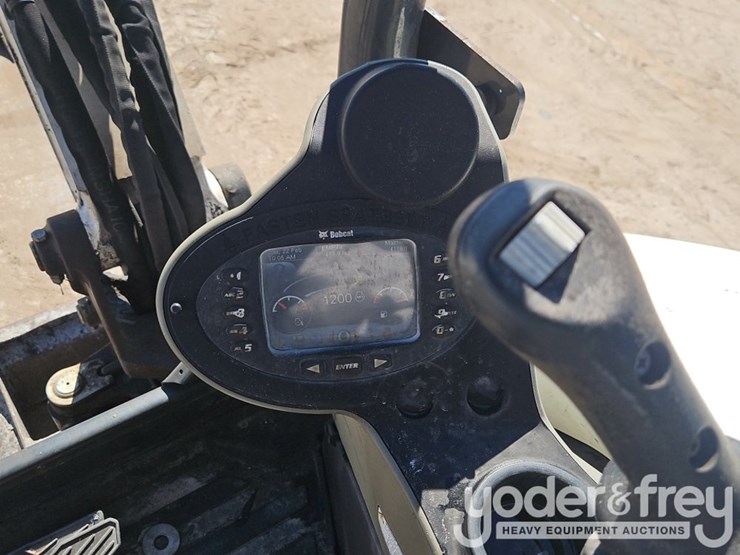 2019-bobcat-e35-image-33