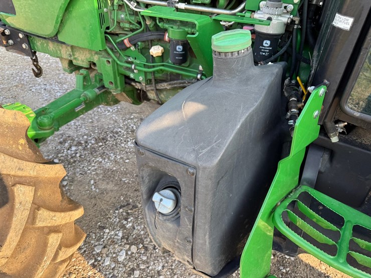 2019-john-deere-5090e-image-35