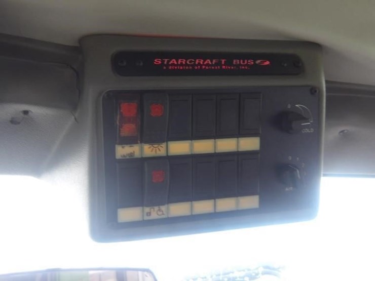 2016-ford-e450-image-22