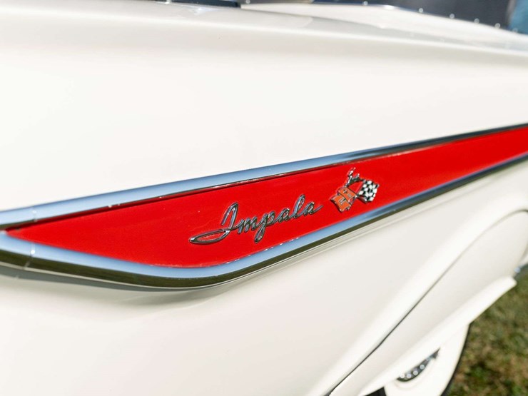1961-chevrolet-impala-convertible-unrestored-original-image-20