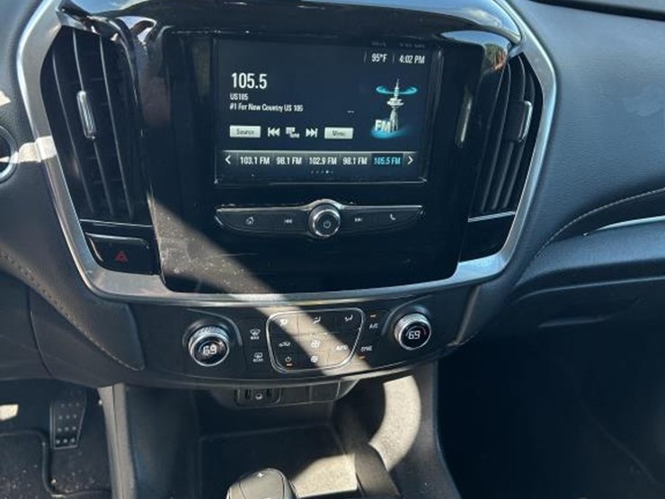 2019-chevrolet-traverse-image-10