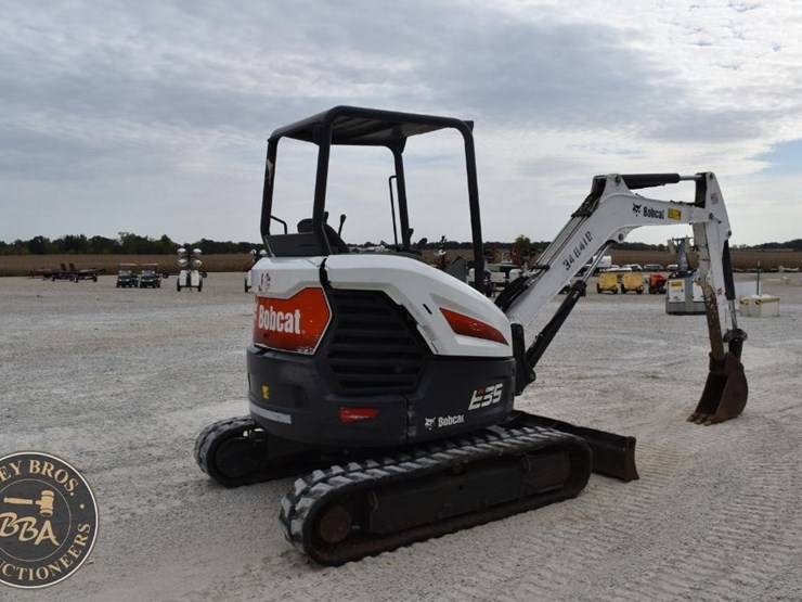 2021-bobcat-e35i-image-16