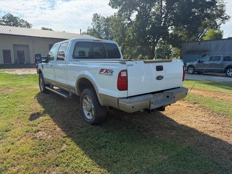 2010-ford-f350-image-8