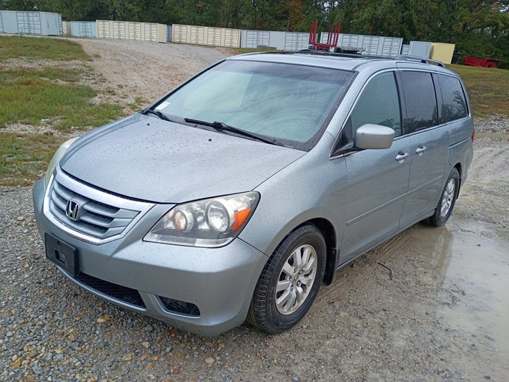 2008-honda-odyssey-image-1