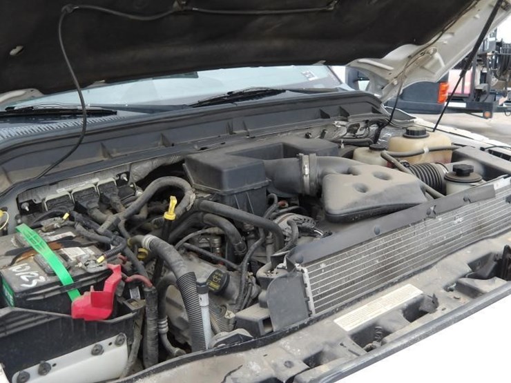 2011-ford-f350-image-8