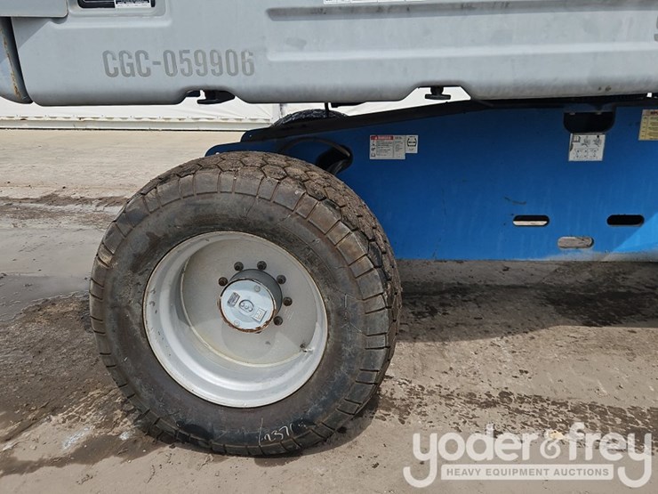2012-genie-s65-image-10